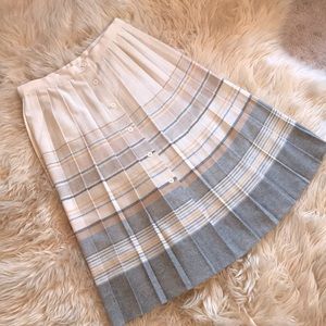 Vintage Wool & Acrylic Pleated Skirt!
